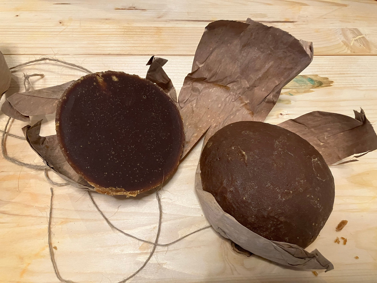 3 x 500 gram Ceylon PALM JAGGERY (Kithul Hakuru) Made with Pure Kithul Treacle /Sugar free /No artificial colors | No flavors