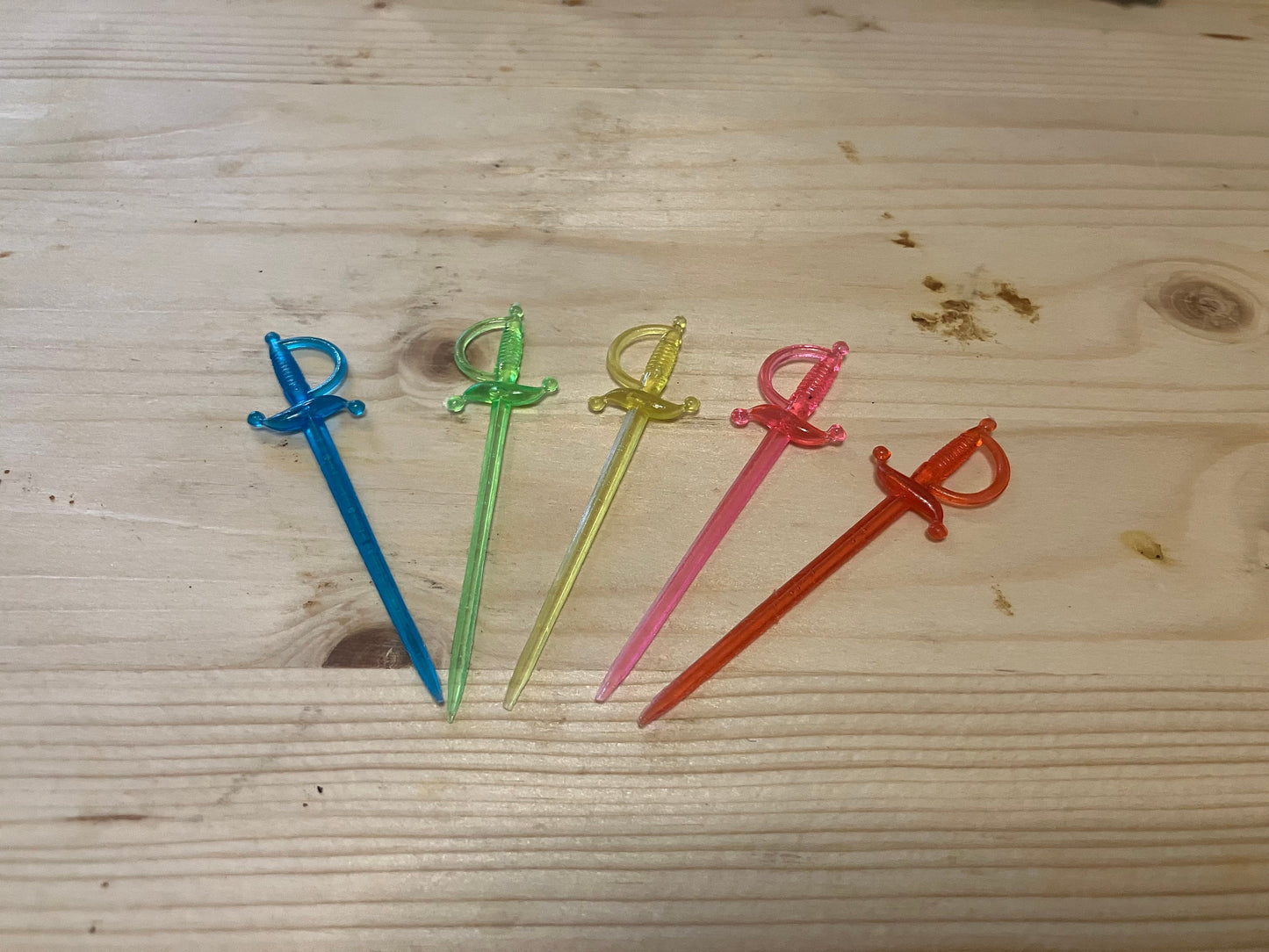 300 x Sword Cocktail picks Drink Toppers - Party Retro Food Cocktails Picks Free Shipping from Canada