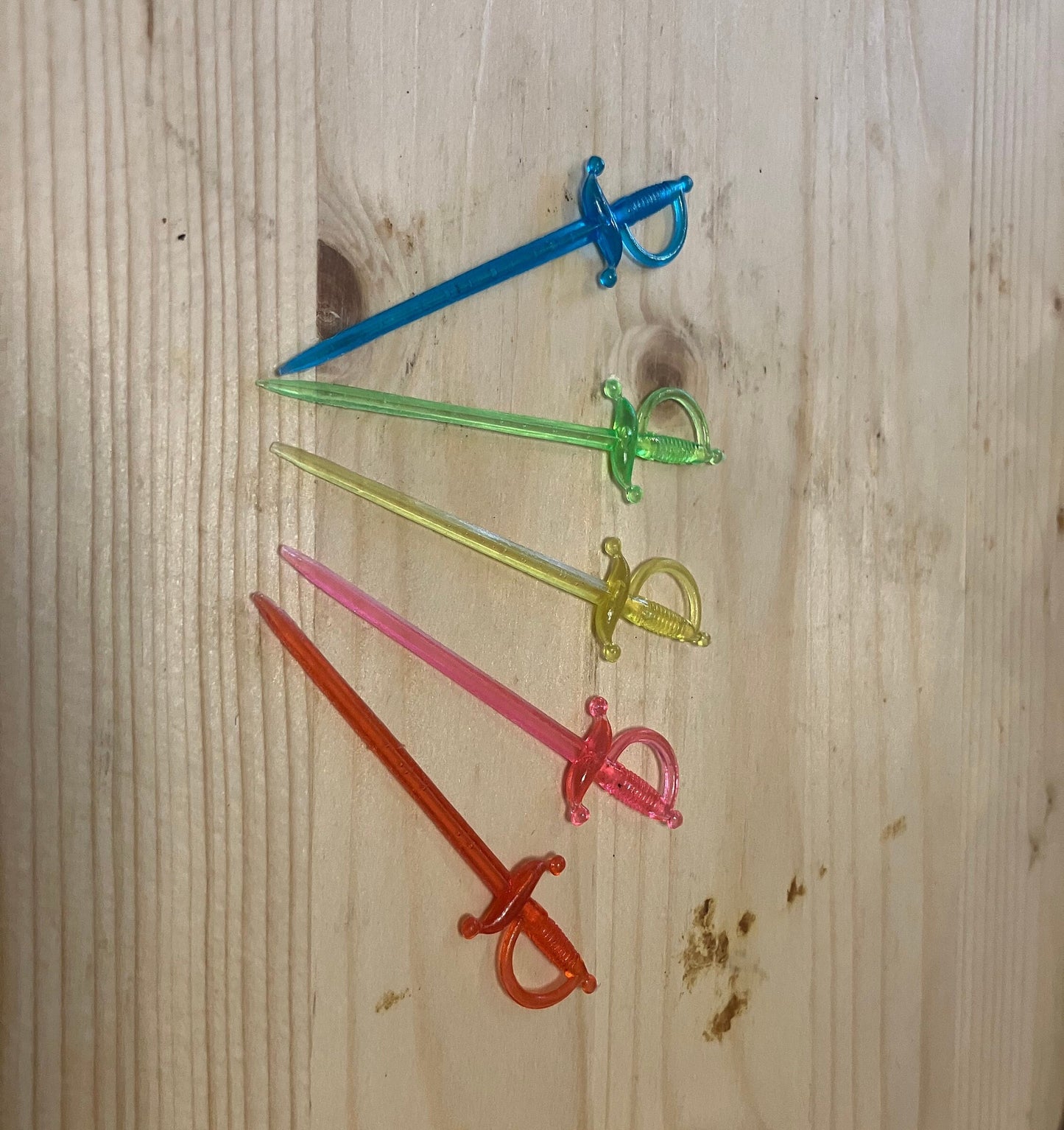 300 x Sword Cocktail picks Drink Toppers - Party Retro Food Cocktails Picks Free Shipping from Canada