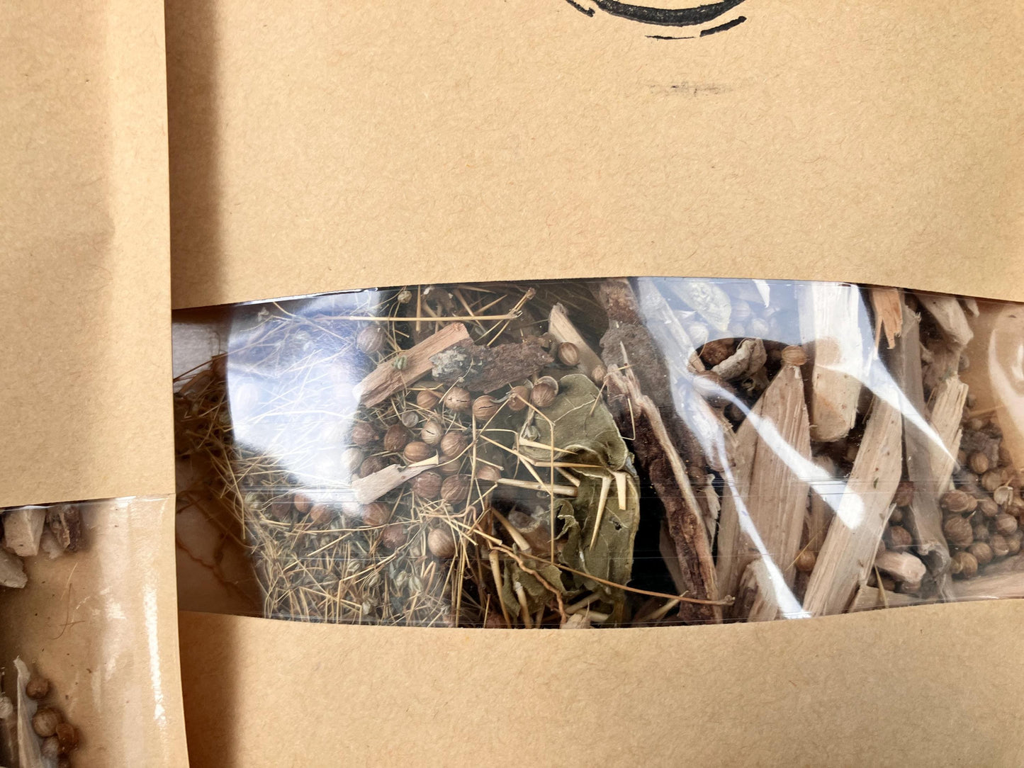 Sri Lankan Paspanguwa - Herbal Remedy Used for Many Generations