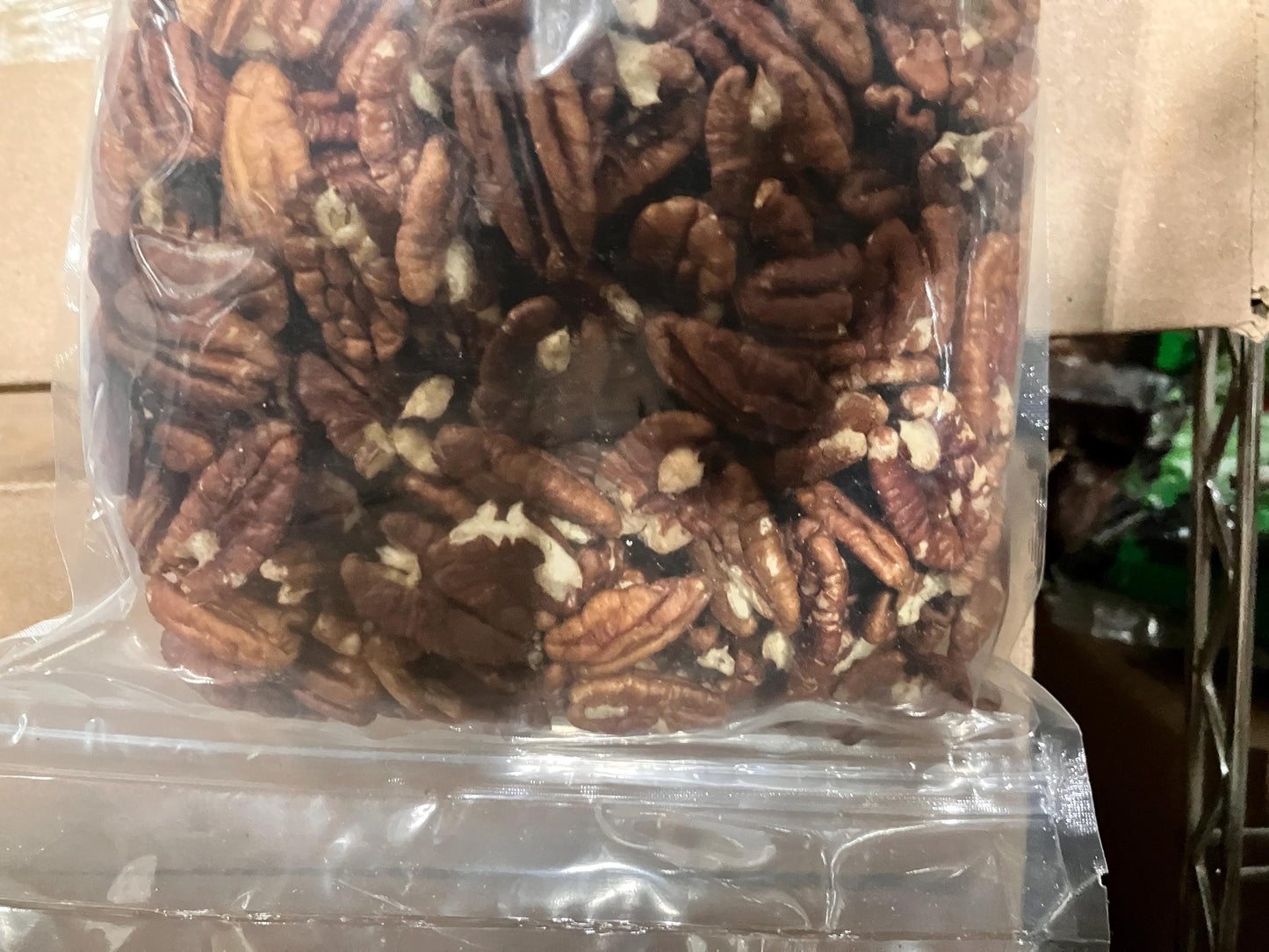 2 lb. Large Pecan Halves - Quality Nuts - Perfect for Baking, Snacking, and Cooking - Bulk Pecan Halves - Healthy, Delicious, and Nutritious