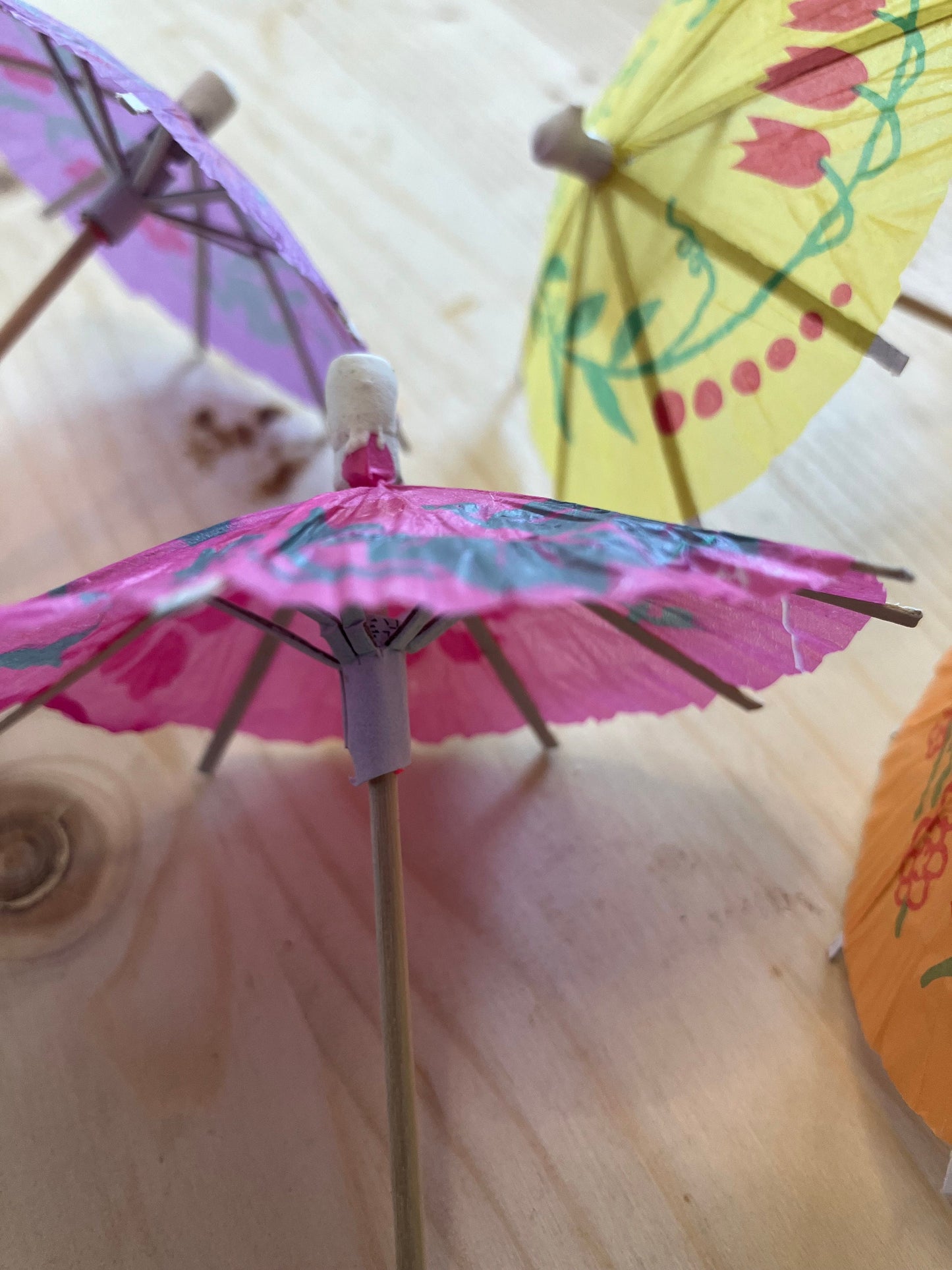 50PC Colorful Paper Cocktail Beach Party Parasols - Assorted Colors for Tropical Drink Presentation - Free Shipping from Canada