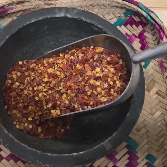 Crushed Chilies - High Heat - 200g - Perfect for Sri Lankan Curry, Asian Cooking, and Spicy Recipes
